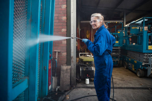Best Concrete Pressure Washing  in Detroit Lakes, MN